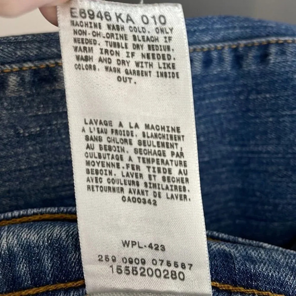 LEVIS Vintage 550 Classic Relaxed Bootcut Jeans Blue Mid Wash Mid-rise Size 6 - Picture 8 of 10